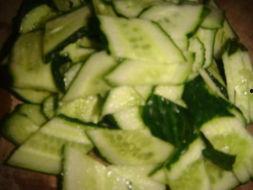 瓜怎样吃的多还好吃视频,轻松吃多又美味的秘诀分享