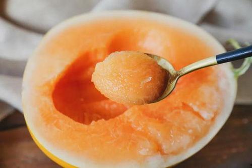 日本蜜瓜如何吃最好吃视频,视频教你如何品尝最佳口感