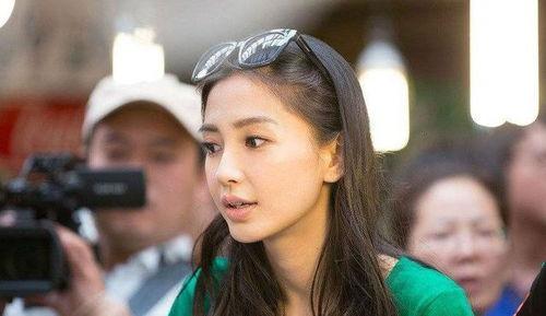 baby跑男吃瓜的视频,笑料百出引网友热议