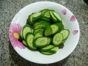 小瓜可以拌着吃吗视频,视频教你拌着吃，美味又健康