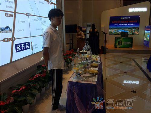 合肥某售楼部吃瓜视频,揭秘售楼部内部惊人一幕