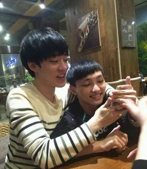 吃瓜we大舅子前妻视频,we大舅子前妻视频背后的真相