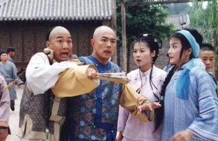 皇帝在路边吃瓜视频,意外曝光宫廷生活日常