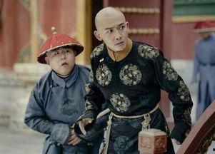 皇帝在路边吃瓜视频,意外曝光宫廷生活日常  第2张