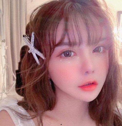 吃瓜韩安冉自拍视频,网红生活的真实写照  第2张