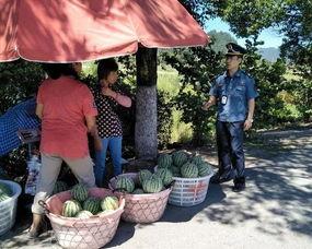 吃瓜群众抓小三原视频,吃瓜群众现场抓小三，场面火爆引热议