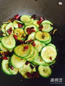 花皮角瓜怎么吃才好吃视频  第3张