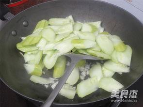 白瓜做什么吃最好吃视频,解锁最佳食用方法，尽享清新口感